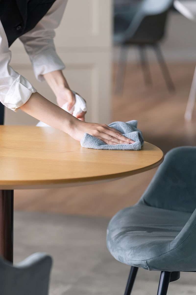 Table_cleaning