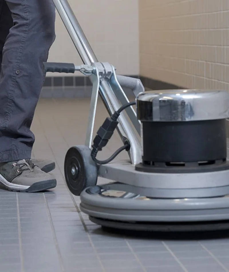 bathroom floor cleaning img