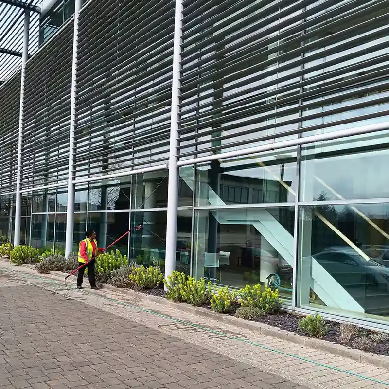building_glass_cleaning_img