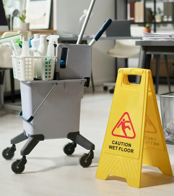 cleaning_equipment