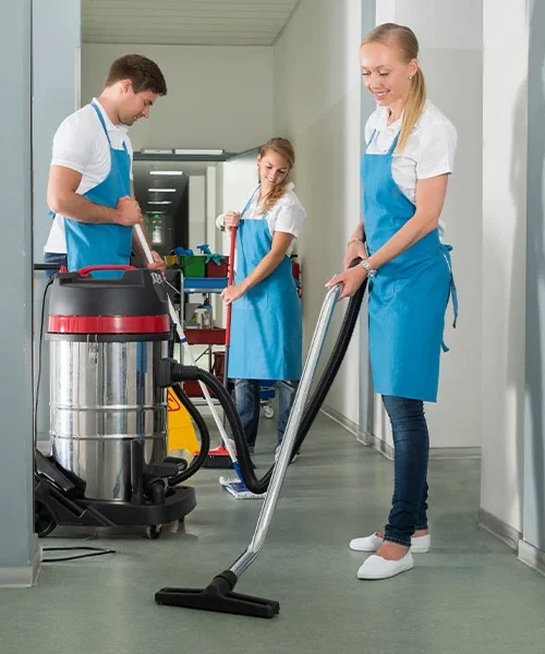 cleaning_team_img