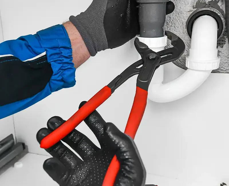 plumber_sink_pipe