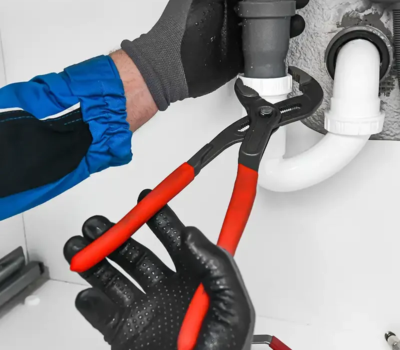 plumber_sink_pipe