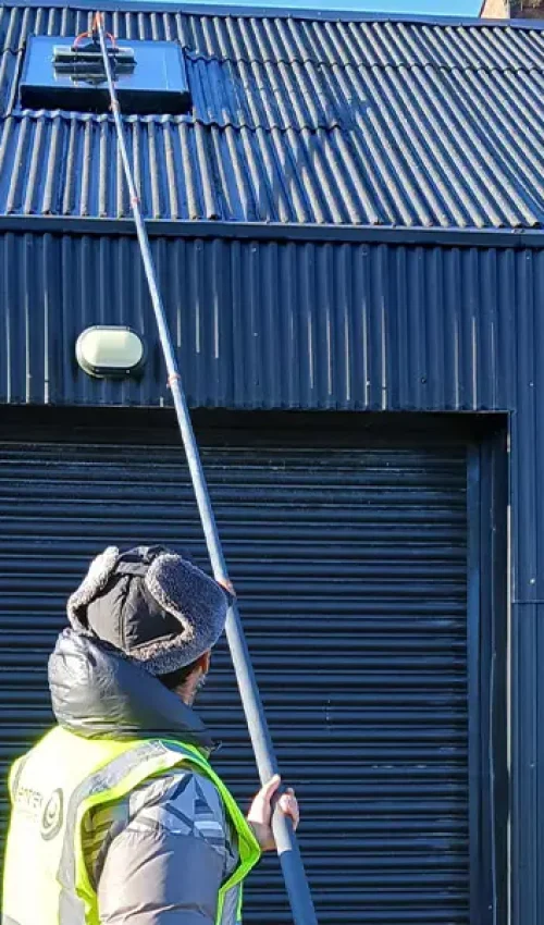 roof_window_clean_img