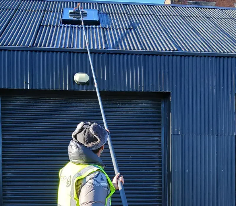 roof_window_clean_img
