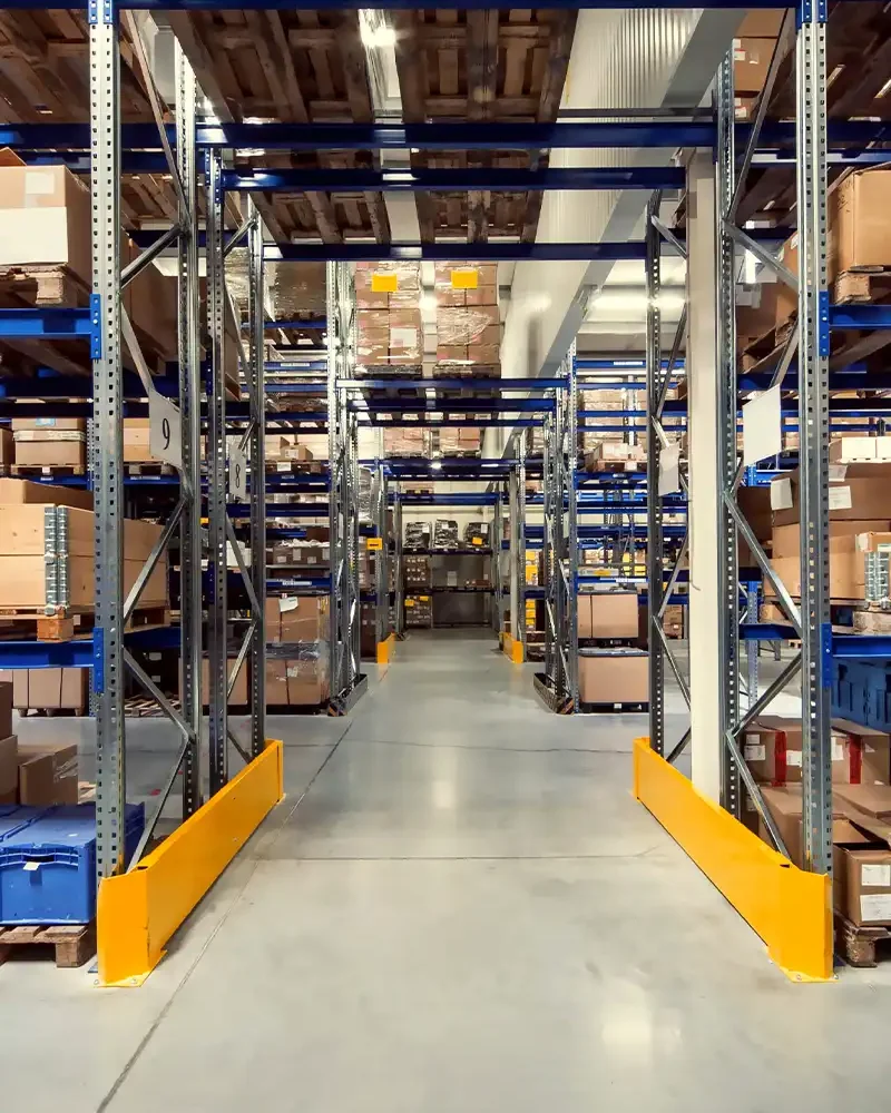 warehouse_shelves